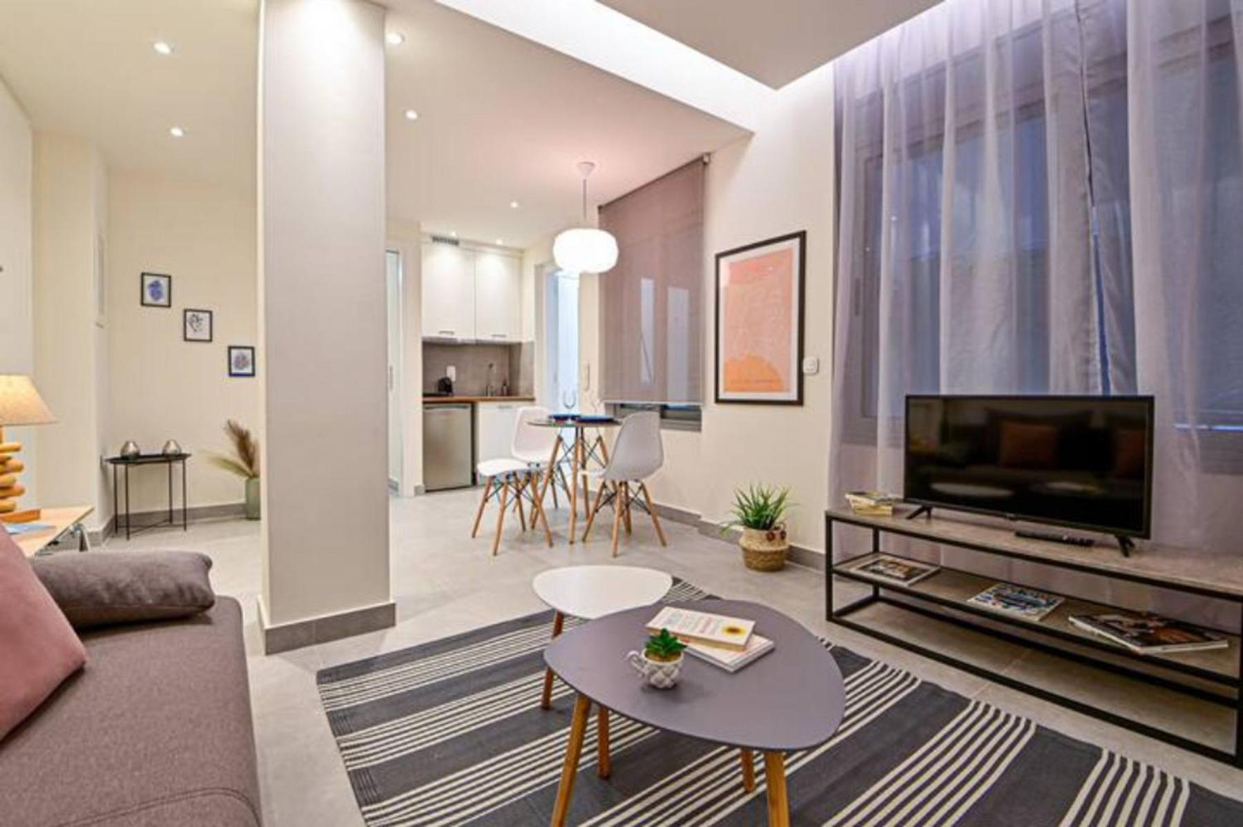 Walk To Syntagma,From A Prime-Location, Luxury Apt Athens Exterior photo